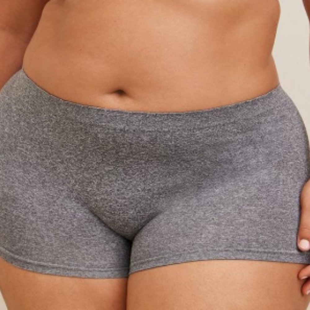 Torrid Seamless Smooth Mid-Rise Heather Boyshort Panty Size 2 Lot of 2 NWOT